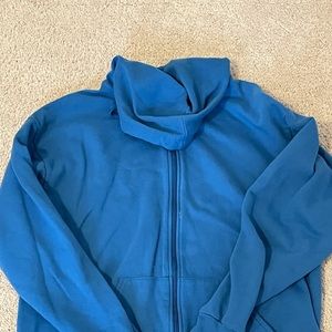 Blue zip up over sized hoodie